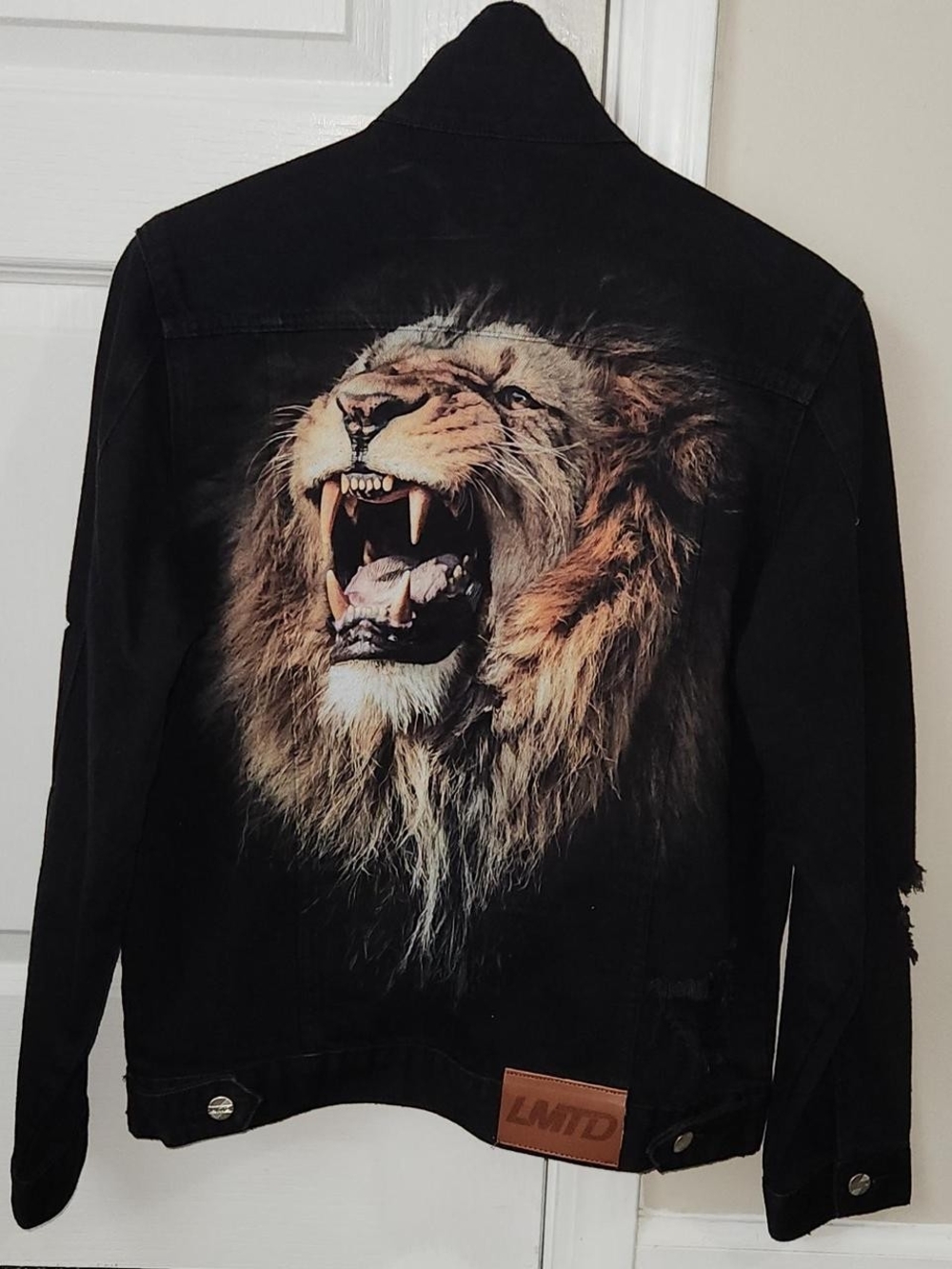Men's Black Bomber Jacket with Roaring Lion Graphic